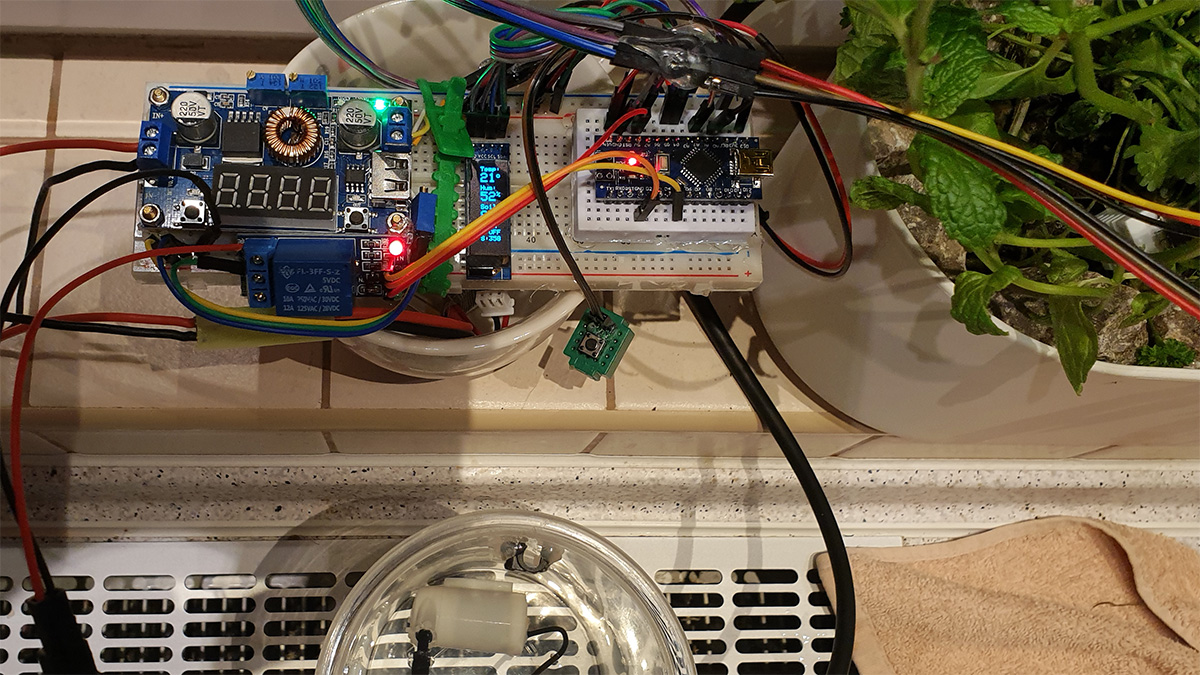 planter-arduino-watering